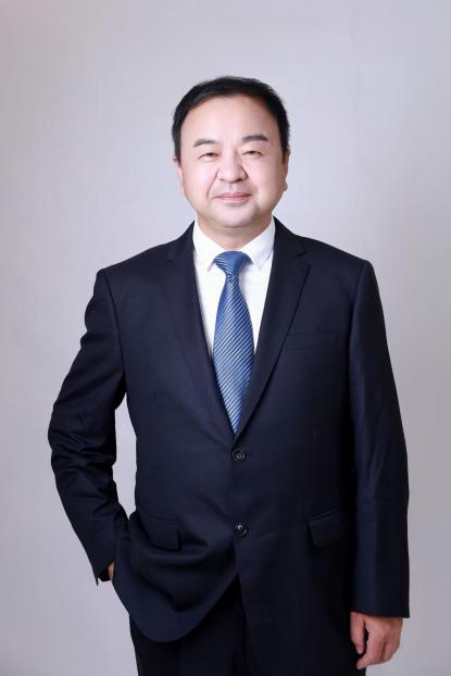 向华 教授.jpg